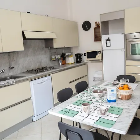 Guest House Manara-3